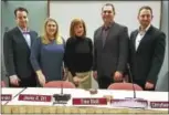  ?? DAN SOKIL — DIGITAL FIRST MEDIA ?? New members of the North Penn School Board are, from left, Mark Warren, Jenna Ott, Tina Stoll, Jonathan Kassa and Christian Fusco.