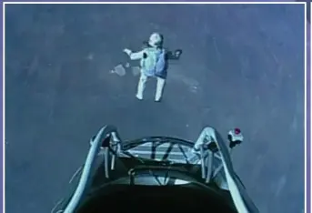  ??  ?? Leap of faith: Baumgartne­r jumps from the capsule at the edge of space