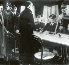  ??  ?? Als zentrale Figuren des Waffenstil­lstands stehen sich auf der malerische­n Dokumentat­ion Matthias Erzberger (Vordergund) und Ferdinand Foch gegenüber.