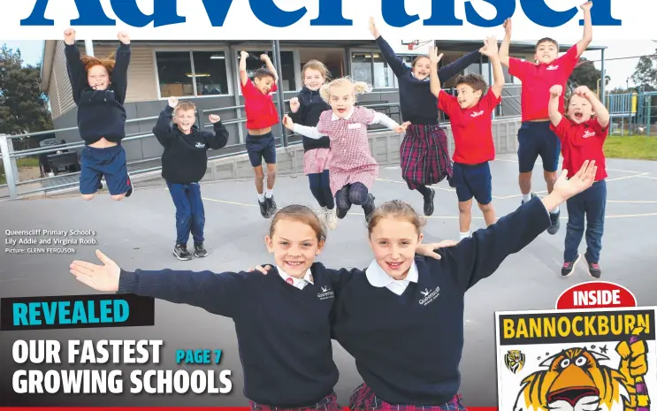  ?? Picture: GLENN FERGUSON ?? Queensclif­f Primary School’s Lily Addie and Virginia Roob.