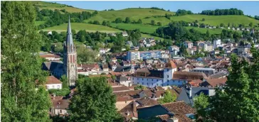  ??  ?? Classée. Aurillac (Cantal) arrive en 8e position dans le palmarès des villes entre 20 000 et 50 000 habitants où il fait bon vivre.