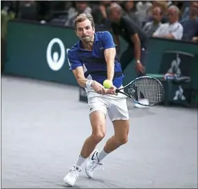  ??  ?? Après avoir éliminé Jo-Wilfried Tsonga, Julien Benneteau a sorti David Goffin.