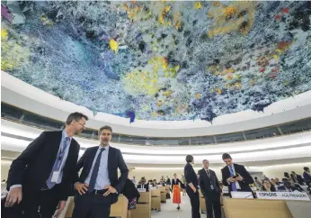  ?? AFP ?? Delegates gather prior to the opening of a special session of the United Nations Human Rights Council which will discuss Israel’s massacre of Palestinia­n protesters in Gaza