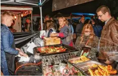  ?? Archivfoto: Peter Fastl ?? Auf dem Gögginger Festplatz wird wieder das Street Food Festival gefeiert. Los geht es am Donnerstag.