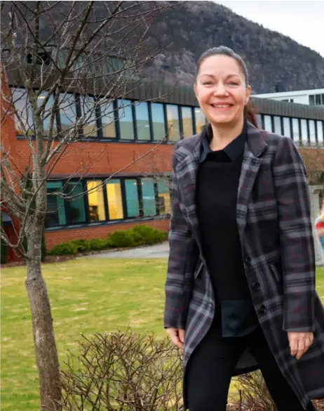  ?? ?? Kristin Sølvberg Ur (Frp), Randi Karlsen (H), Bjørg Tryland (KrF) og Irene Heng Lauvsnes (H)
styrer i Strand kommune.