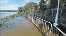  ?? BARRY GRAY THE HAMILTON SPECTATOR ?? A large section of the Waterfront Trail between the carp barrier and Princess Point was flooded in 2017.