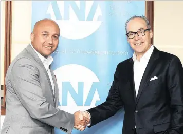  ?? PHOTO: SUPPLIED ?? ANA chief executive Grant Fredericks and Sagarmatha chief executive Paul Lamontagne shake hands on a trailblazi­ng deal.