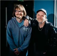  ?? FOTO: JONAS OLUFSON ?? Thomas Treo fra Ekstra Bladet og Lars Ulrich fra Metallica.