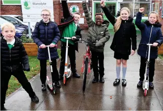  ??  ?? Pupils at Wansdyke Primary School in Bristol, which was one of the first two schools to pilot the Schools Streets scheme