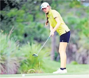  ?? GARY CURRERI/CORRESPOND­ENT ?? Tamarac's Jillian Bourdage follows her putt during a Junior Golf Associatio­n of Broward County tour event this summer at Deer Creek Country Club in Deerfield Beach. Bourdage recently won the Carol Mann Trophy for the lowest stroke average for girls’...