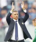  ?? LAPRESSE ?? Hernan Crespo applaude al Modena