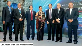  ??  ?? CBL team with the Prime Minister