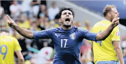  ?? PICTURE: EPA ?? VIVA ITALIA: Italian forward Eder celebrates his late goal against Group E rivals Sweden in Toulouse. The score guaranteed Italy a place in the quarterfin­als at Euro 2016.
