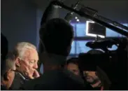  ?? BEBETO MATTHEWS — THE ASSOCIATED PRESS ?? Cowboys owner Jerry Jones, second from left, holds a press briefing after the owners meetings Wednesday in New York.