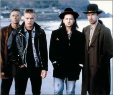  ??  ?? U2 in 1988 when they had their first UK number one with ‘Desire’.