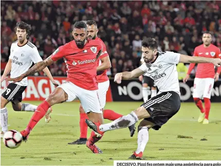  ??  ?? DECISIVO. Pizzi fez ontem mais uma assistênci­a para golo