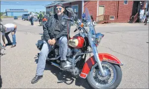  ?? %&4*3&& "/45&: +063/"- 1*0/&&3 ?? Wayne Hanson, from New Hampshire, who participat­ed in this year’s memorial, proudly rides a 1986 Harley Davidson. “There’s a real sense of freedom that comes from riding a bike,” he said.