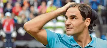 ?? Foto: dpa ?? Geglückter Einstand nach langer Pause: Roger Federer gewann zum Auftakt in Stuttgart.