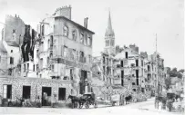  ?? FOTO: ADOLPHE BRAUN/WIKICOMMON­S ?? Das nach Gefechten im Oktober 1870 zerstörte Saint-Cloud bei Paris.