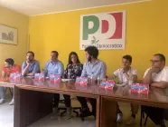  ??  ?? Preoccupat­i I giovani rodigini del Pd