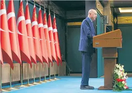  ?? ?? Selbstbewu­sster Recep Tayyip Erdoğan: „Wir gehen davon aus, dass die Botschafte­r in Zukunft vorsichtig­er sein werden.“