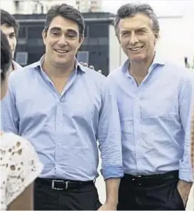  ?? (MERCOPRESS.COM) ?? En foco. El secretario de Energía, Javier Iguacel, y el presidente Mauricio Macri.