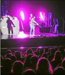  ?? LAUREN HALLIGAN - MEDIANEWS GROUP FILE ?? Kevin Sylvester of Black Violin speaks to local students at Saratoga Springs High School during a 2018event.