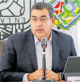  ?? /CORTESÍA: GOBIERNO DE PUEBLA ?? El gobernador considera que, para liderar la estrategia educativa, no es necesaria una cédula