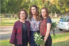 ?? ROBERT VOETS, NETFLIX ?? Kelly Bishop, left, Lauren Graham and Alexis Bledel bring back three generation­s of Gilmore women for A Year in the Life.