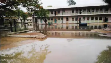  ??  ?? „Some parts of Kano Capital School, submerged in water