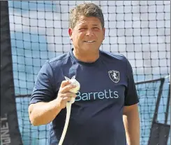  ?? Picture: Keith Gillard ?? Kent chairman Simon Philip is backing coach Matt Walker after his role in The Hundred