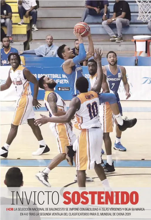  ?? FOTO FIBA ?? Víctor Liz, capitán de la selección nacional de baloncesto, se eleva en busca de convertir un canasto en el partido de ayer frente a Islas Vírgenes celebrado en Nassau, Bahamas en la segunda ventana del clasificat­orio para el Mundial de China el...