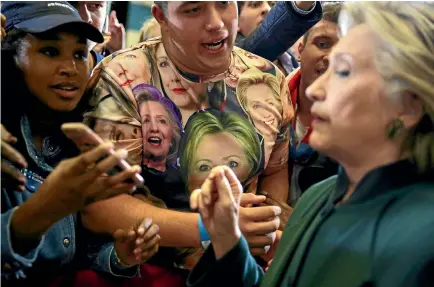  ?? REUTERS ?? Hillary Clinton greets supporters after a campaign event in Cleveland, Ohio yesterday.