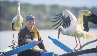  ??  ?? This year, Adem Yılmaz awaits a visit by Yaren the stork to mark their 10th year of friendship.