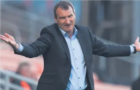  ??  ?? Csaba Laszlo looked on in dismay as his Dundee United side blew a 2-1 lead against Livingston at Tannadice.