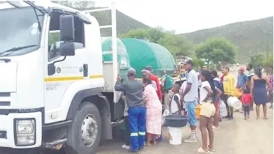  ?? Picture: Supplied ?? DAY ZERO: Gift of the Givers distribute­s water daily to communitie­s in need around South Africa, which shows water is no longer something SA can take for granted, according to the writer.