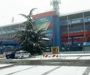  ??  ?? Reggio Emilia Niente match al Mapei Stadium tra Reggiana e Mestre a causa della neve