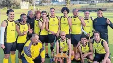  ?? Pictures: SUPPLIED ?? CHAMPIONS: The winning Parkside Men’s team, above, and Parkside Ladies team, below, with their coaches and club administra­tors.