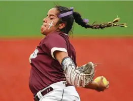  ?? Jason Fochtman / Staff photograph­er ?? Hannah Benavides tossed a three-hit shutout and took a perfect game into the sixth inning. The Abilene Christian signee finished with seven strikeouts.