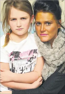  ?? Picture: Andy Payton FM4611079 ?? Vanessa Norman and daughter Katelyn Gilbert, 8, who spilled a hot drink on herself