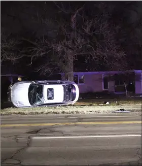  ?? PHOTO COURTESY OF MACOMB COUNTY SCANNER ?? The suspect’s vehicle ended up on its side after a Warren police officer conducted a PIT maneuver.