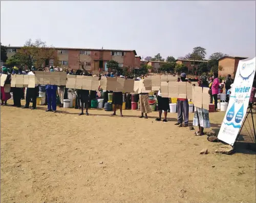  ??  ?? Residents of Sizinda in Bulawayo at the weekend staged a demonstrat­ion demanding water from city authoritie­s after going for several weeks without receiving supplies