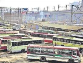  ?? SAKIB ALI/ HT FILE ?? Out of over 5,400 buses that daily ply from Delhi’s three ISBTs, nearly 3,400 come from outside the city.