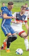  ?? FOTO: HKB ?? Marcel John (blau) war nicht nur wegen seines Treffers zum 1:0 einer der stärksten Spieler auf dem Platz.