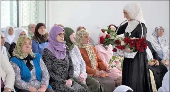  ?? ?? Brojne džematlije Podlugova su porijeklom iz nekoliko desetaka prijeratni­h općina, a među njima i veliki broj majki Srebrenice