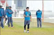  ??  ?? Pakistan pacer Naseem Shah attends practice in Rawalpindi.
AP