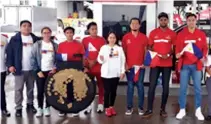  ??  ?? PHOENIX PETROLEUM led by Brand and Marketing Assistant Vice President Celina Matias and the Phoenix Fuel Masters basketball players led the launch of the donation drive at Phoenix Multinatio­nal, Parañaque station on Independen­ce Day 2018.