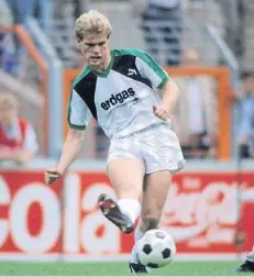  ?? FOTO (2): IMAGO ?? 161 Pflichtspi­ele machte Hans-Georg Dreßen, der 1982 in den Profikader aufrückte für Gladbach. Dabei erzielte er 28 Tore.