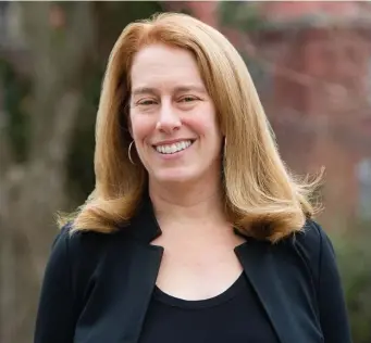  ?? COURTESY OF SHANNON LISS-RIORDAN ?? BATTLE: Shannon Liss-Riordan, a Massachuse­tts workers’ rights lawyer and activist, kicked off her campaign Monday against U.S. Sen. Edward Markey in the Democratic primary.