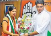  ?? HT PHOTO ?? Congress state chief Sachin Pilot welcomes NUZP MLA Sona Devi to the party in Jaipur on Friday.